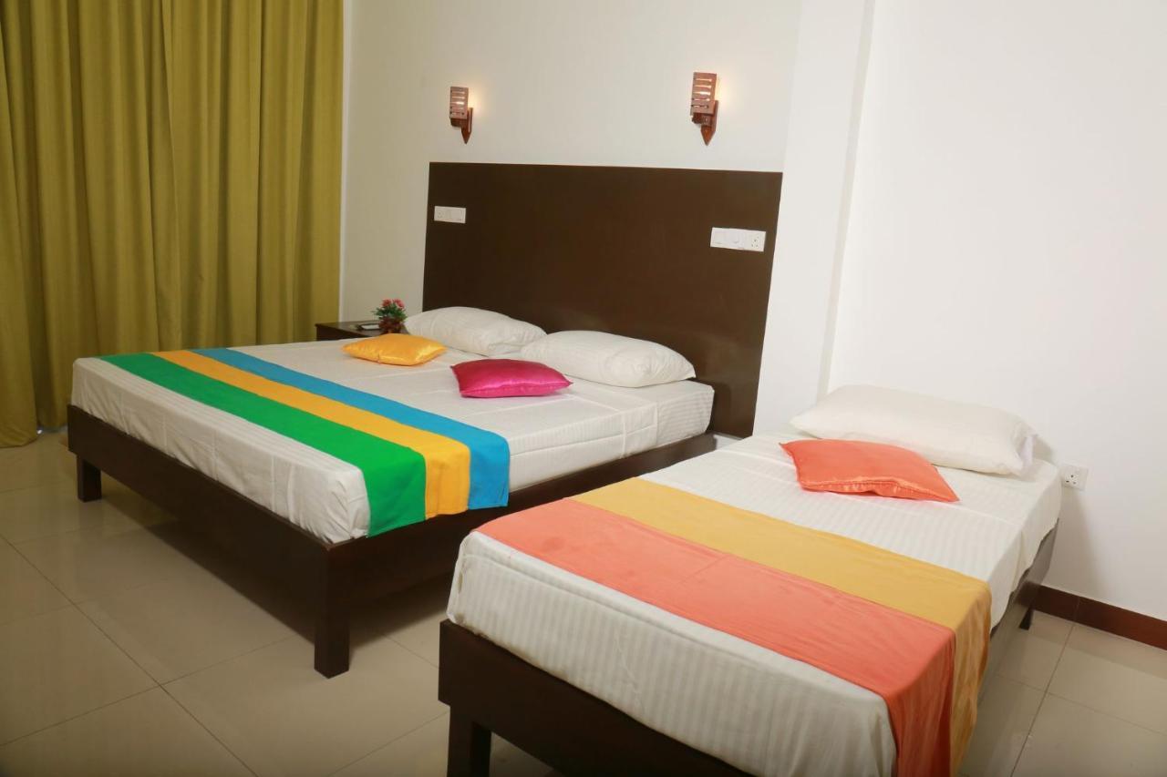 Jayaa Beach Talpe Exterior foto