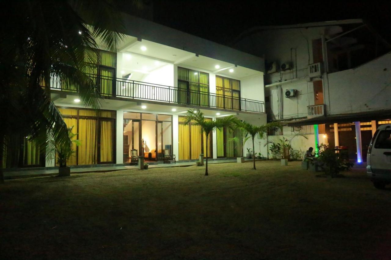 Jayaa Beach Talpe Exterior foto