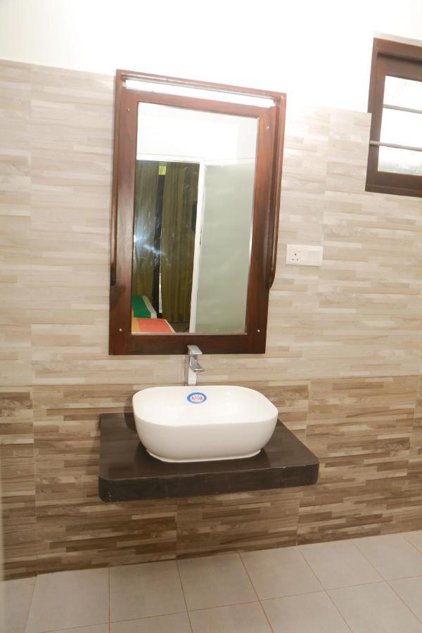 Jayaa Beach Talpe Exterior foto