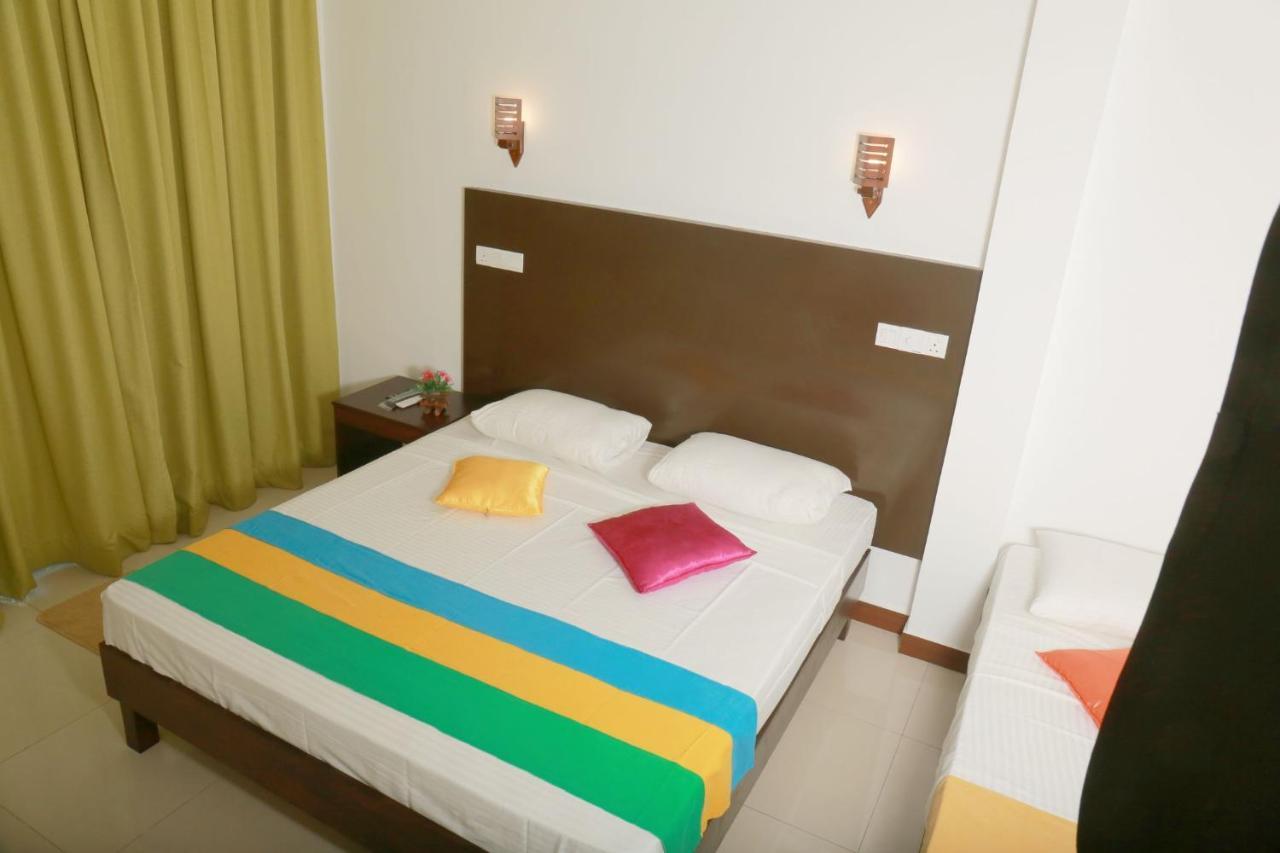 Jayaa Beach Talpe Exterior foto