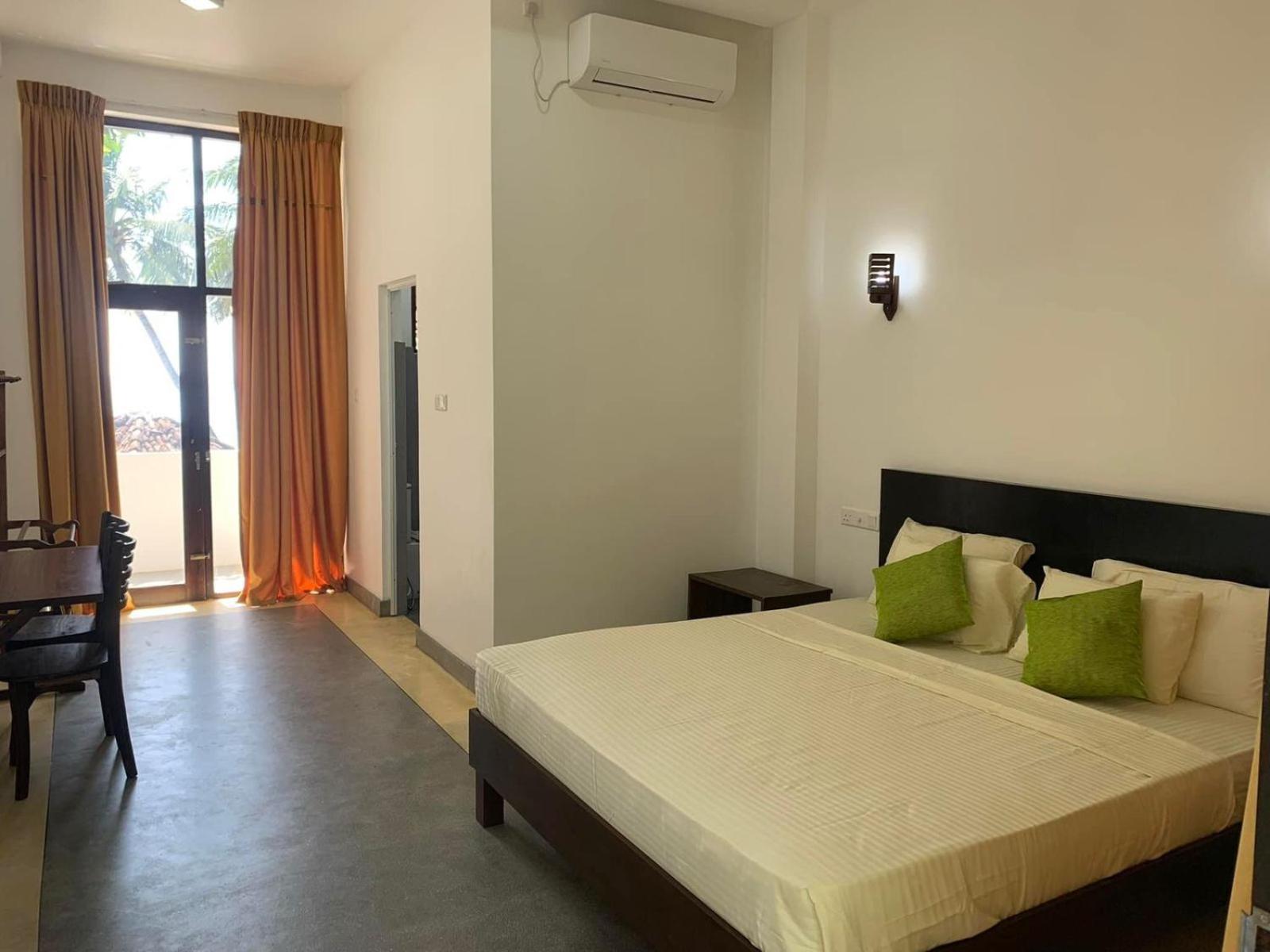 Jayaa Beach Talpe Exterior foto